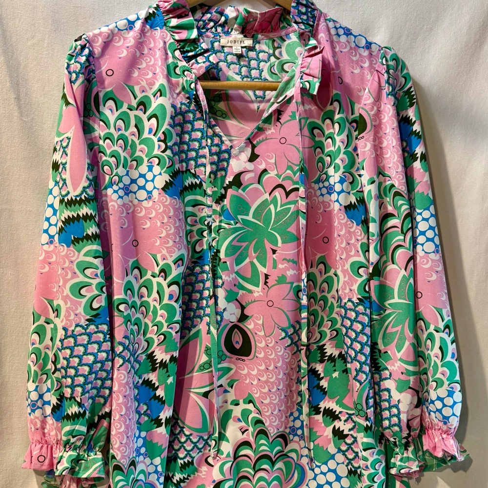 JODIFL Pink and Green Patterned Top